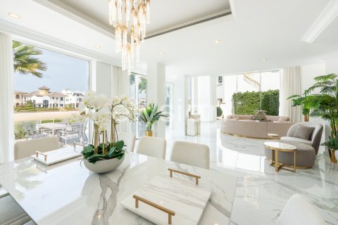 Villa de 4 dormitorios en Garden Homes, UAE No. 64656 9