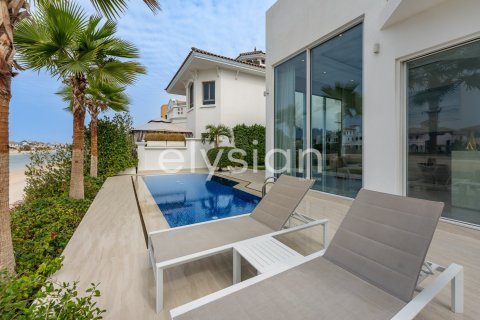 Villa de 4 dormitorios en Garden Homes, UAE No. 64656 4