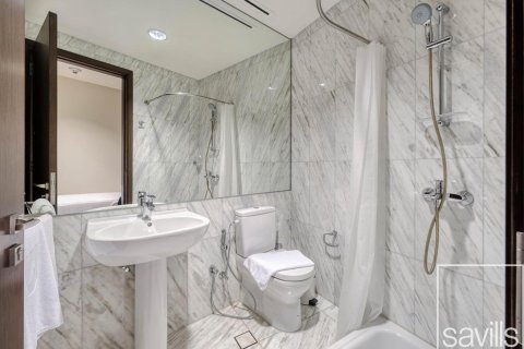 Apartment de 3 dormitorios en The Address Residence Fountain Views, UAE No. 201055 16