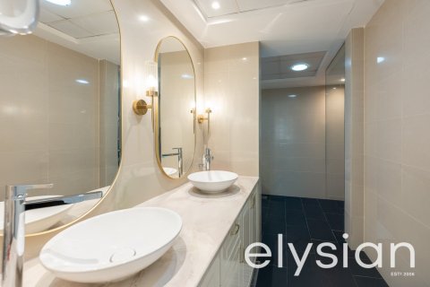 2 bedrooms Apartment in Shoreline Apartments, UAE No. 64649 7