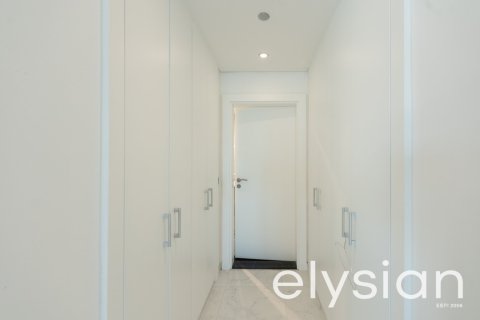 2 bedrooms Apartment in Shoreline Apartments, UAE No. 64649 8