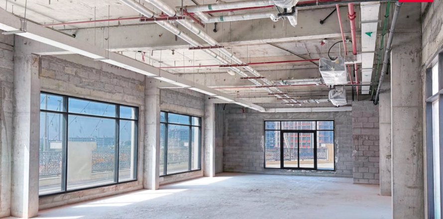 Shop de 199.7m² en Dubai, UAE No. 223782