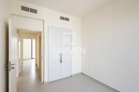 3 غرف نوم فيلا في EMAAR South, الإمارات العربية المتحدة رقم 215183 12