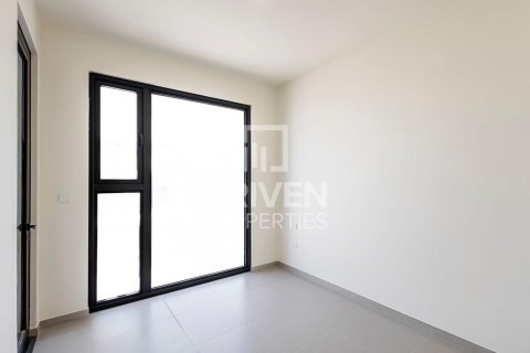 3 غرف نوم فيلا في EMAAR South, الإمارات العربية المتحدة رقم 215183 10
