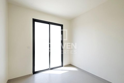 3 غرف نوم فيلا في EMAAR South, الإمارات العربية المتحدة رقم 215183 17
