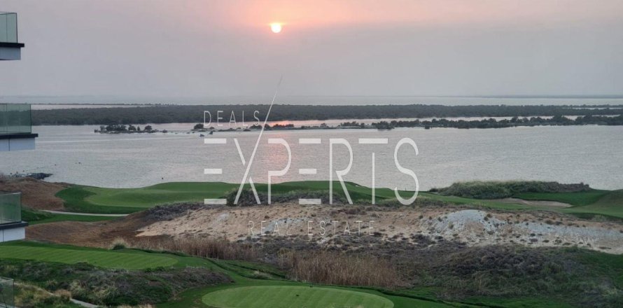 Apartment de 2 dormitorios en Yas Island, UAE No. 224198