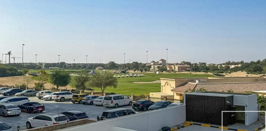 2 bedrooms Apartment in Dubai Sports City, UAE No. 211033