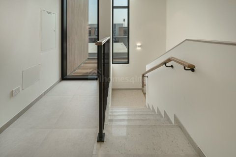 Townhouse de 3 dormitorios en Mudon, UAE No. 161503 8