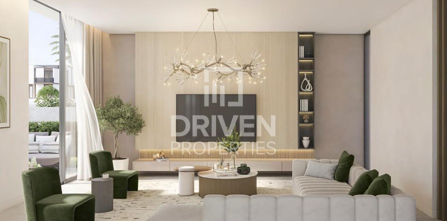 3 bedrooms Townhouse in Dubai, UAE No. 221118