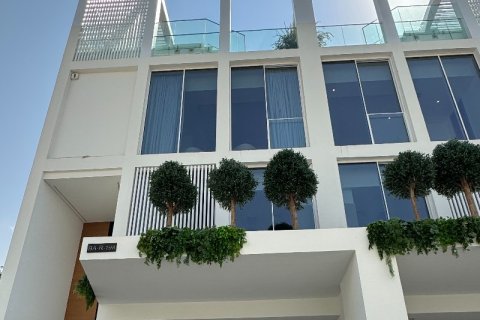4 bedrooms Villa in Dubai, UAE No. 143815