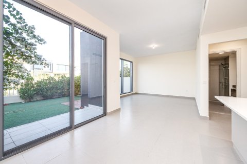 Villa de 4 dormitorios en Maple 1, UAE No. 221691 3