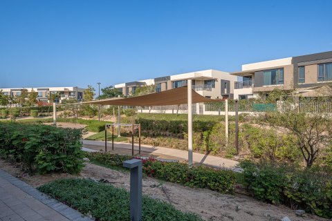 Villa de 4 dormitorios en Maple 1, UAE No. 221691 14