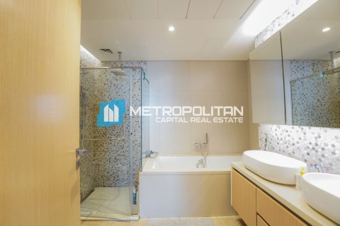 Apartment de 3 dormitorios en  Yas Island, UAE No. 119841 16