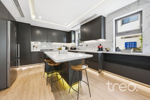 Villa de 4 chambres à Casa, UAE No. 222686 13