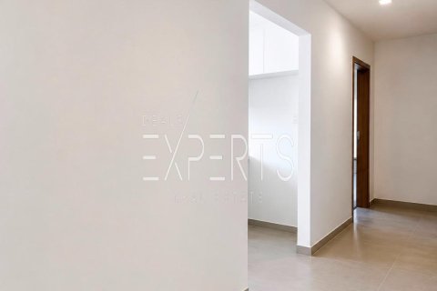 3 bedrooms Apartment in Al Ghadeer 2, UAE No. 223987 7