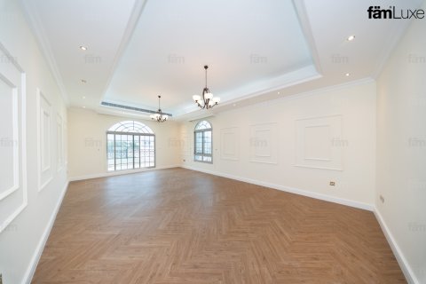Villa de 6 dormitorios en Dubai, UAE No. 205325 8