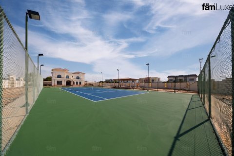 Villa de 6 dormitorios en Dubai, UAE No. 205325 27