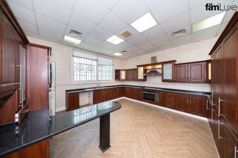 Villa de 6 dormitorios en Dubai, UAE No. 205325 14