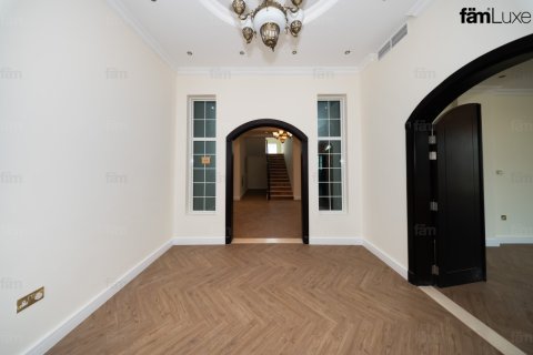 Villa de 6 dormitorios en Dubai, UAE No. 205325 19