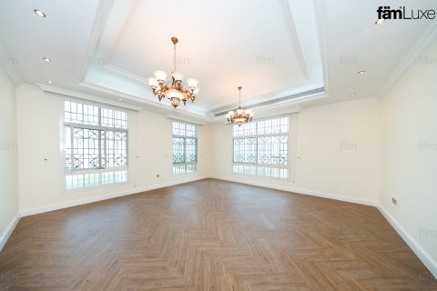 Villa de 6 dormitorios en Dubai, UAE No. 205325 5