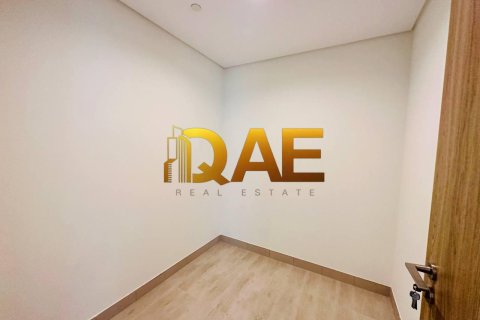 Apartment de 3 dormitorios en Al Kifaf, UAE No. 22728 9