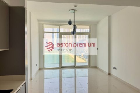 2 غرف نوم شقة في EMAAR Beachfront, الإمارات العربية المتحدة رقم 198965