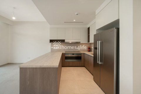 3 bedrooms Villa in Mudon, UAE No. 167709 5