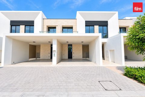 Townhouse de 3 dormitorios en Dubai, UAE No. 224393