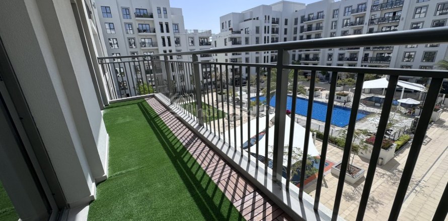 Квартира с 3 спальнями в Zahra Apartments, ОАЭ №167261