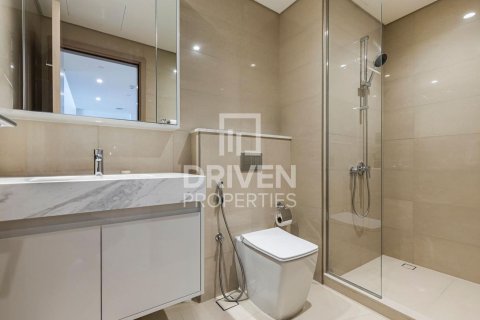 1 bedroom Apartment in Burj Royale, UAE No. 212645 9
