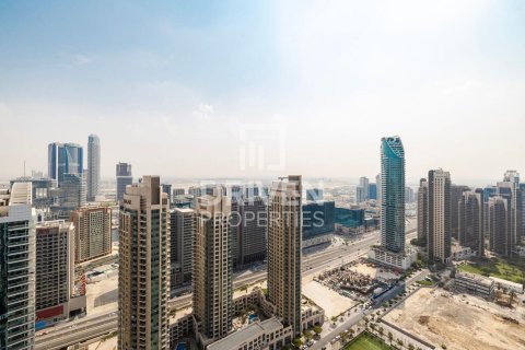 1 bedroom Apartment in Burj Royale, UAE No. 212645 3