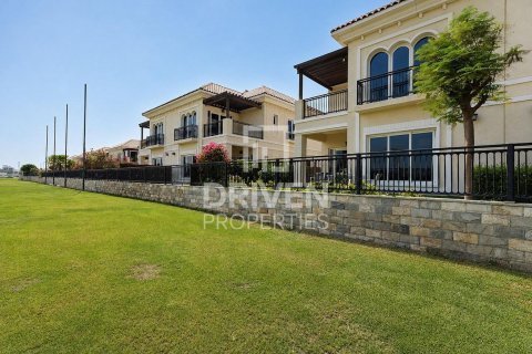 Villa de 3 dormitorios en Dubai, UAE No. 223136 26