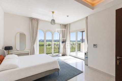 Villa de 3 dormitorios en Dubai, UAE No. 223136 12