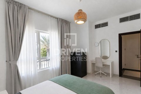Villa de 3 dormitorios en Dubai, UAE No. 223136 20