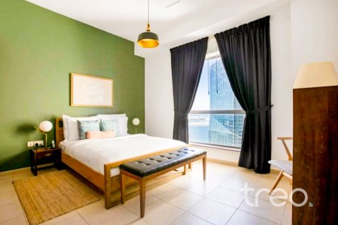 2 bedrooms Apartment in Dubai, UAE No. 220952 6