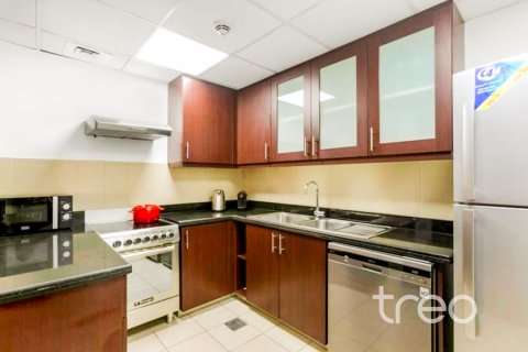 2 bedrooms Apartment in Dubai, UAE No. 220952 8