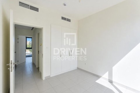 4 غرف نوم فيلا في EMAAR South, الإمارات العربية المتحدة رقم 215193 7