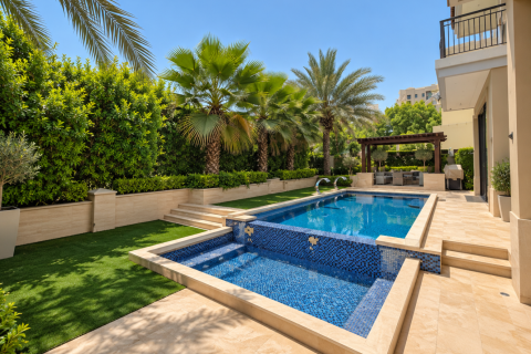 Villa de 5 dormitorios en Jumeirah Golf Estates, UAE No. 223376 16