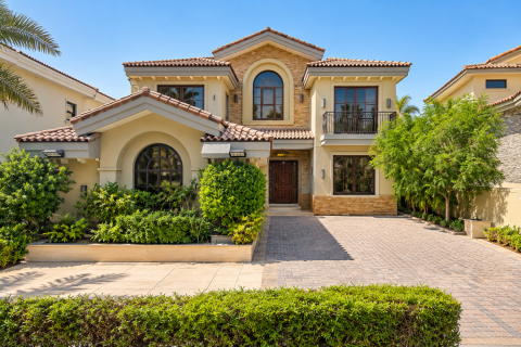 Villa de 5 dormitorios en Jumeirah Golf Estates, UAE No. 223376