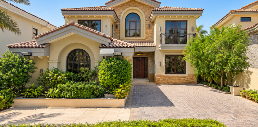 Villa de 5 dormitorios en Jumeirah Golf Estates, UAE No. 223376