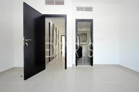 2 غرف نوم فيلا في Al Reef, الإمارات العربية المتحدة رقم 224156 9