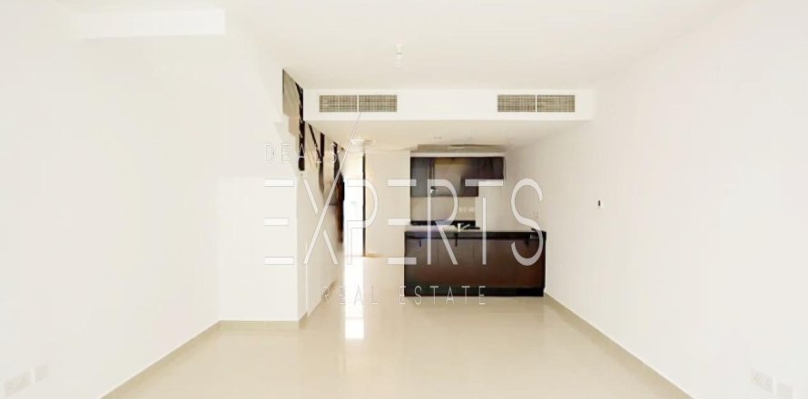 2 غرف نوم فيلا في Al Reef, الإمارات العربية المتحدة رقم 224156
