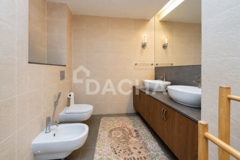 Apartment de 2 dormitorios en Marina Residences, UAE No. 207809 15