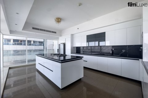 Квартира с 3 спальнями в Дубай Марина, ОАЭ №119460 13