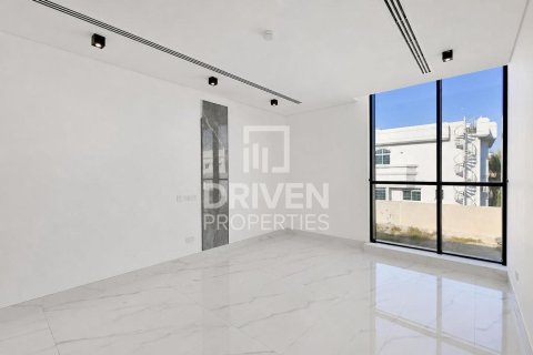 Таунхаус с 4 спальнями в Mirdif Villas, ОАЭ №217897 11