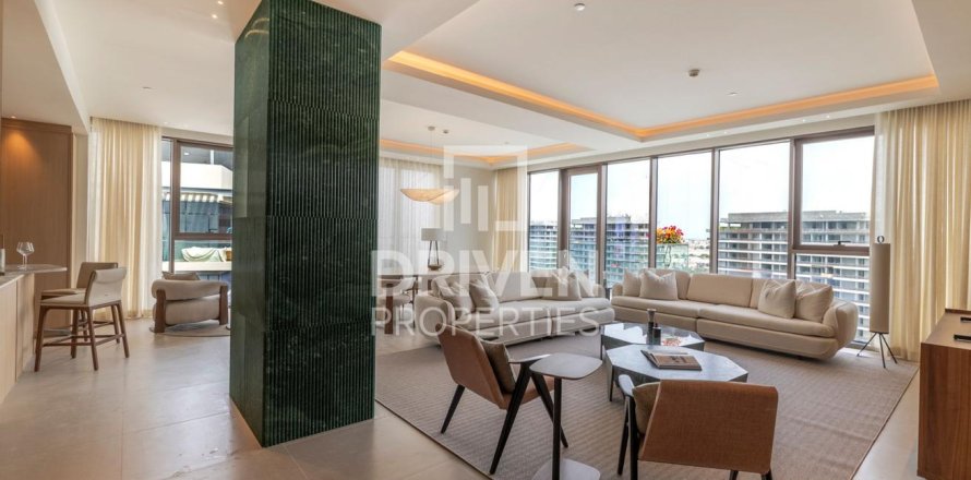 3 bedrooms Apartment in Al Wasl, UAE No. 211377