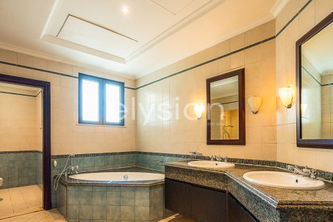 Villa de 4 dormitorios en Garden Homes, UAE No. 64954 9