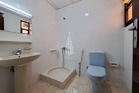 Villa de 4 dormitorios en Al Dhafrah, UAE No. 22620 20