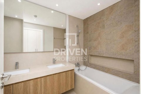 Apartment de 2 dormitorios en Zabeel, UAE No. 214547 15