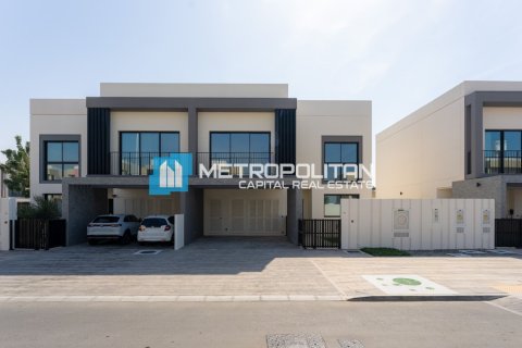 3 bedrooms Townhouse on the Yas Island, UAE No. 143896